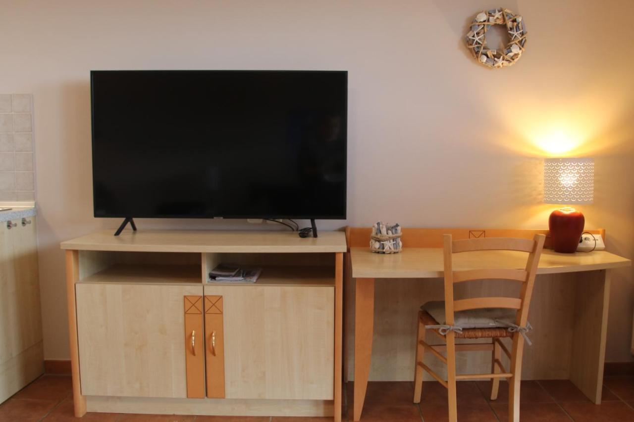 Ferienwohnung Boddenkieker Bis 4 Personen, Sagard-Neddesitz, 70M2 Luaran gambar